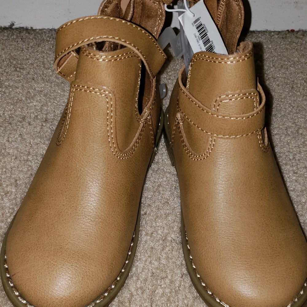 Tan toddler boots